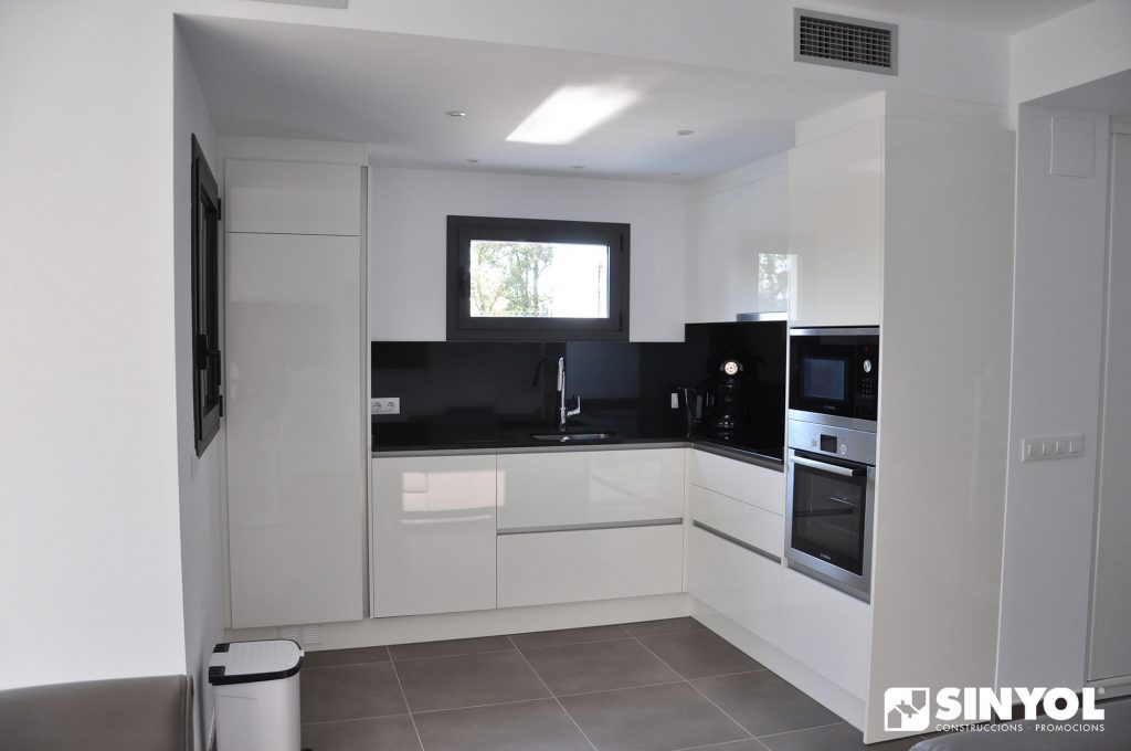 SINYOL-ROSES RESIDENCIAL 2000x1328px 02
